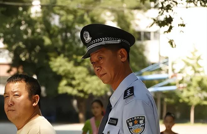 志文一人单挑30多家媒体毫不畏惧!凯发k8震惊娱乐圈的口香糖事件王(图10) 志文一人单挑30多家媒体毫不畏惧!凯发k8震惊娱乐圈的口香糖事件王(图10)