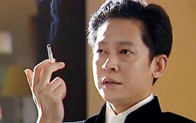 作不向资本低头的他守住内娱最后的脸面k8凯发一触即发不接广告不与冯小刚合(图5) 作不向资本低头的他守住内娱最后的脸面k8凯发一触即发不接广告不与冯小刚合(图5)